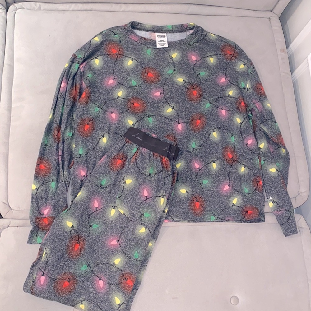 Pink Cozy Sleep Set Bright Lights (Limited Edition) mint condition size: S